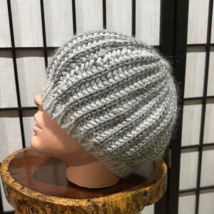 Raffael Bettini Italian Silver & Gray Ribbed Knit Beanie